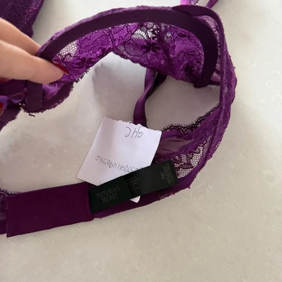 Victoria's Secret Designer Swarovski Crystal Bra & Panty Lingerie Set - Picture 10 of 15